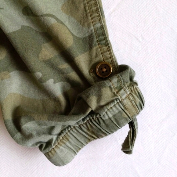 old navy camo cotton twill overalls 6-12 months baby unisex - Picture 5 of 7